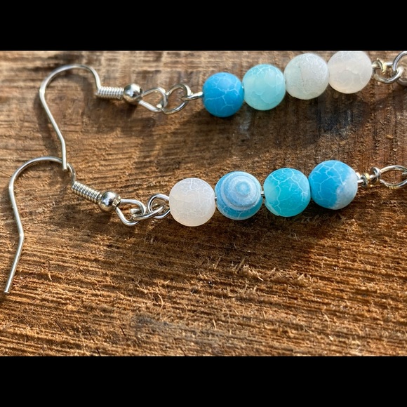 Blue and silver star beaded earrings - Picture 4 of 4